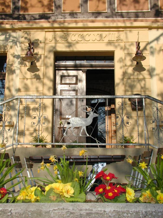 Gasthof Pension Zum Goldenen Hirschen Burgbernheim Экстерьер фото